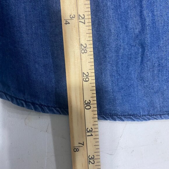 EST 1946 Top  Womens 18/20W Blue Sleeveless Denim Embroidered Front - Picture 9 of 12